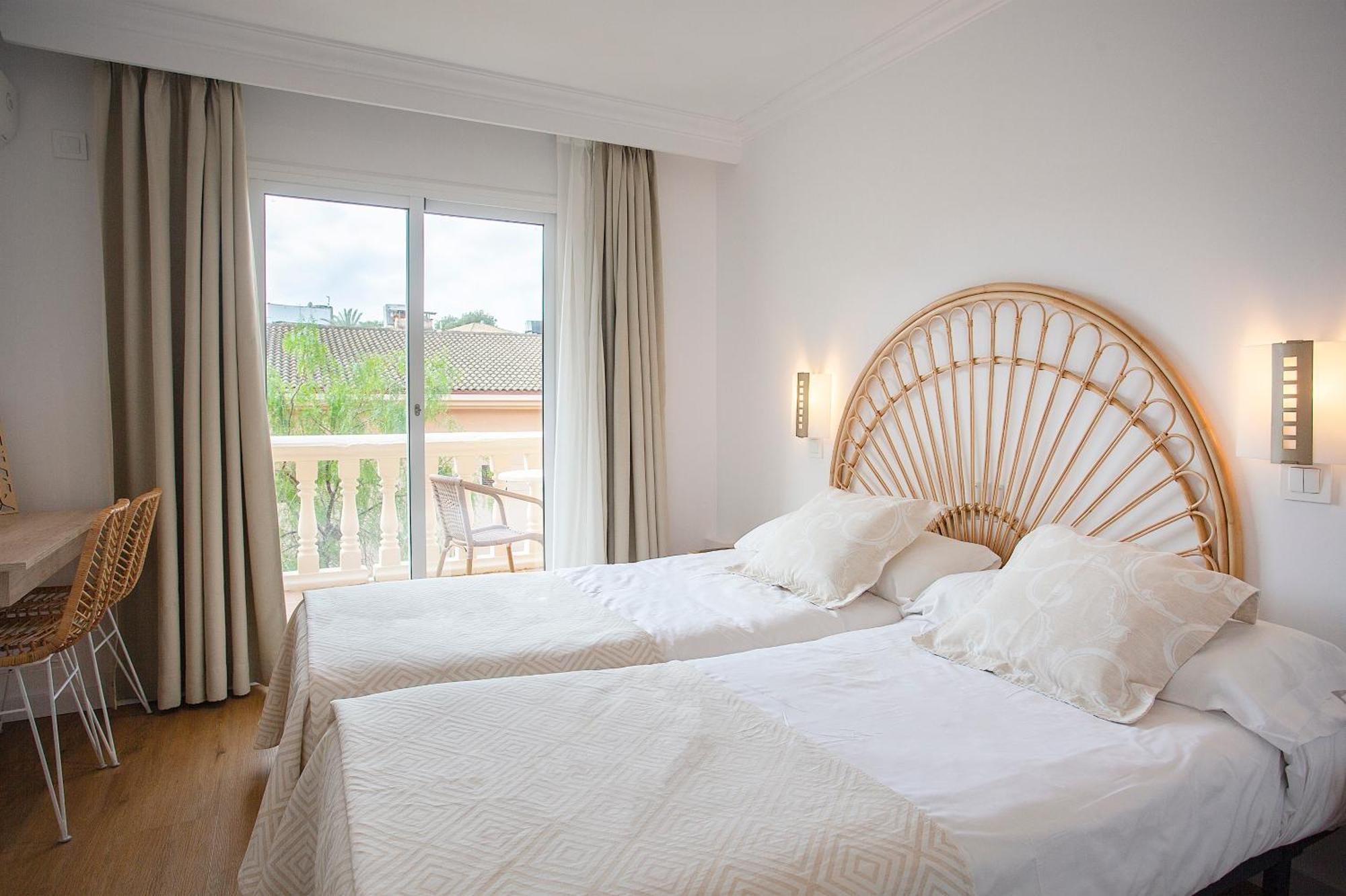 Hotel Cupidor Peguera Bagian luar foto